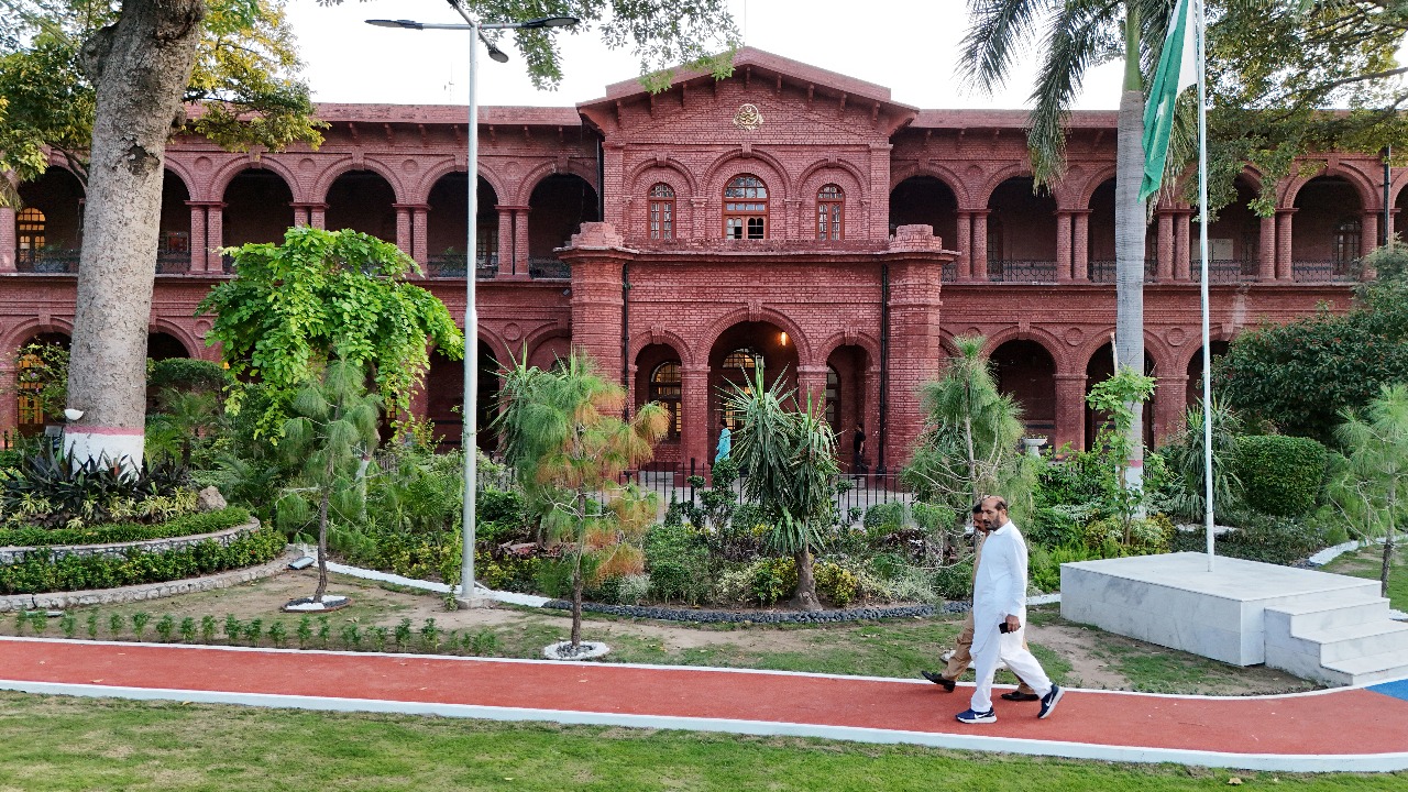 LDA Approved Commercial Builders in Lahore